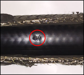 Micro Furo em mangueira hidráulica